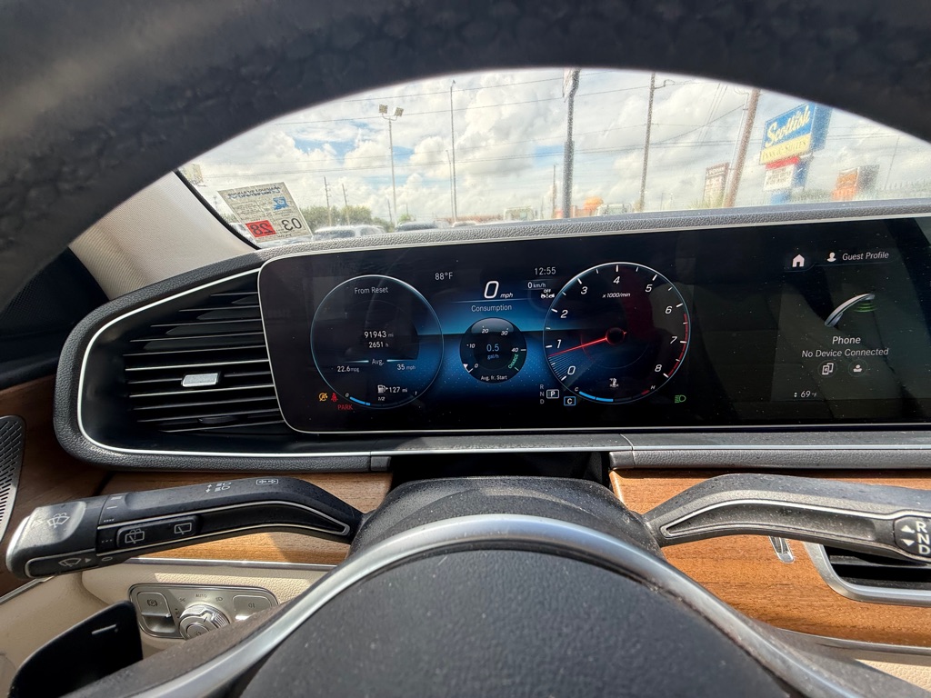 Photo 27 of this MERCEDES-BENZ GLE