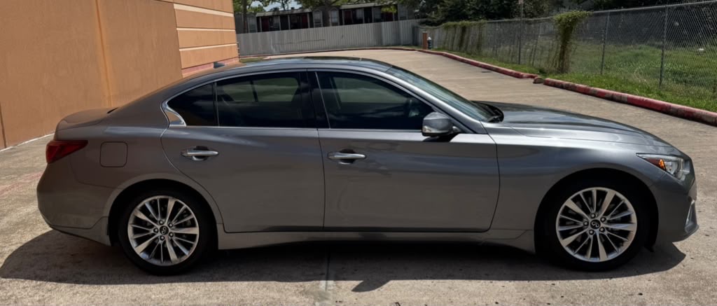 Photo 8 of this INFINITI Q50
