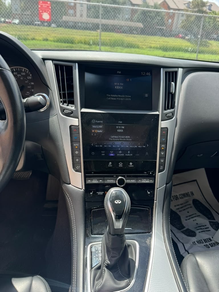 Photo 14 of this INFINITI Q50