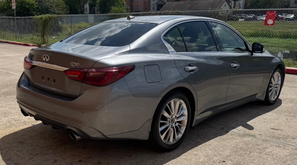 Photo 3 of this INFINITI Q50