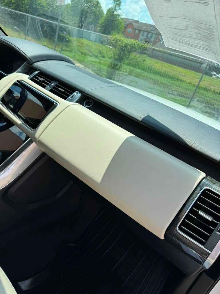 Photo 16 of this LAND ROVER RANGE ROVER SPO
