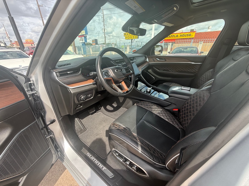 Photo 14 of this JEEP GRAND CHEROKEE