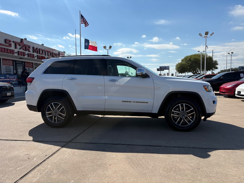 Photo 8 of this JEEP GRAND CHEROKEE