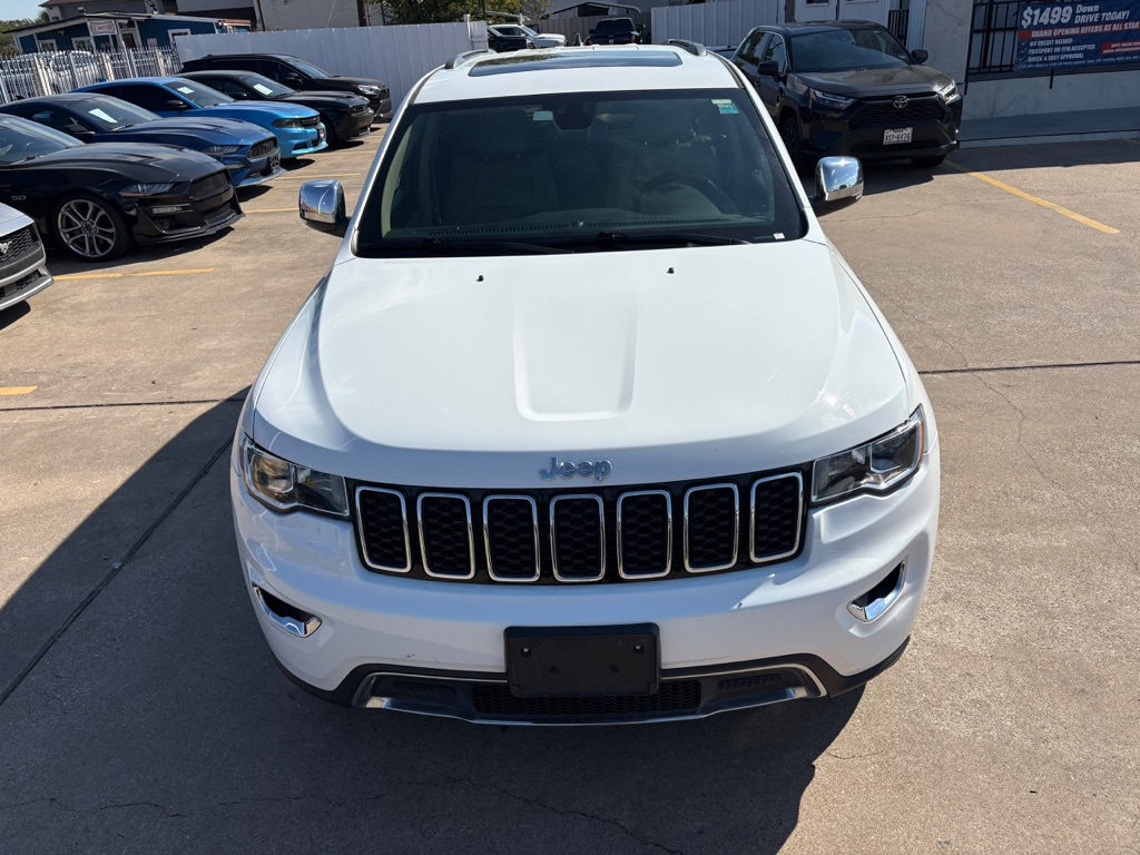 Photo 2 of this JEEP GRAND CHEROKEE