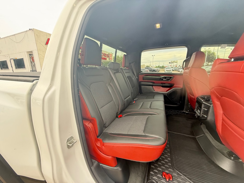 Photo 23 of this RAM 1500