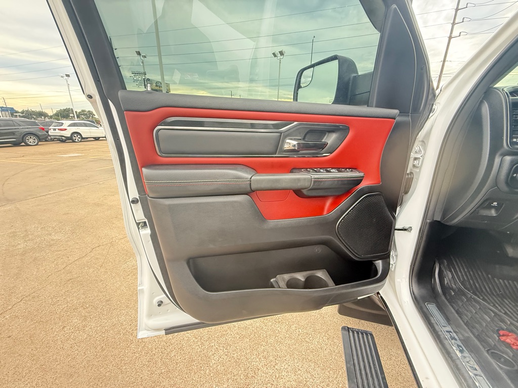 Photo 18 of this RAM 1500