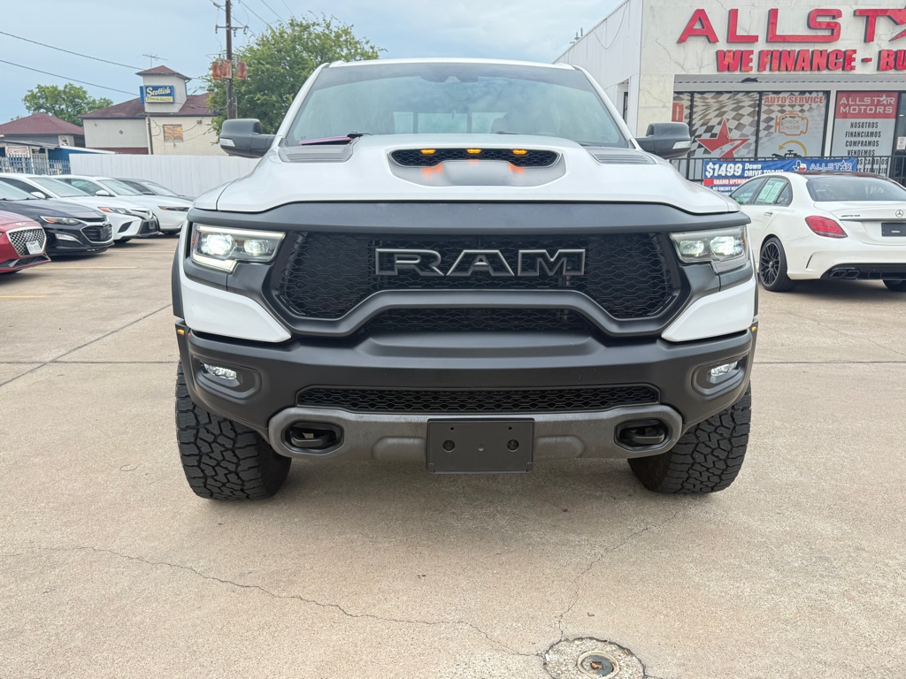 Photo 2 of this RAM 1500