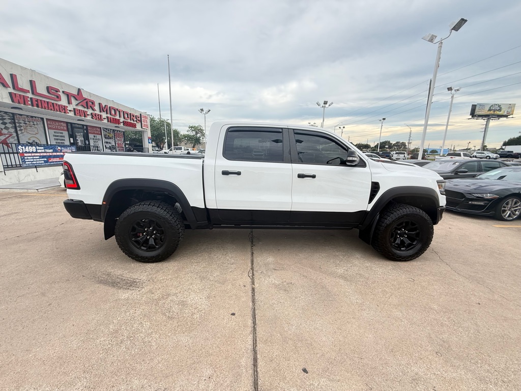 Photo 8 of this RAM 1500