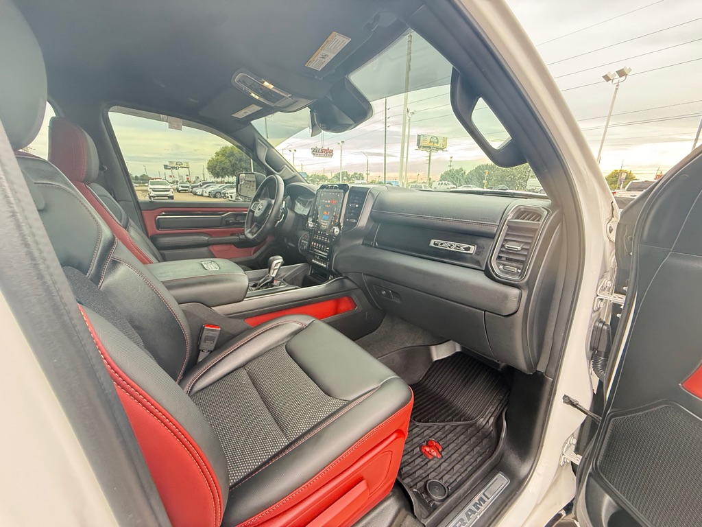 Photo 24 of this RAM 1500
