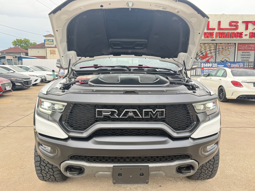 Photo 12 of this RAM 1500