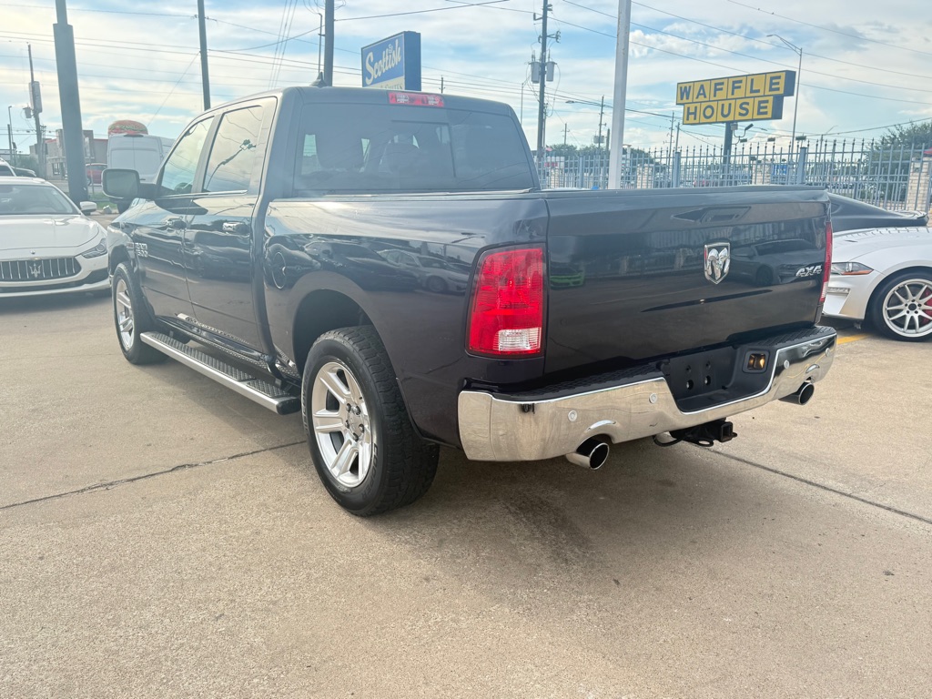 Photo 5 of this RAM 1500
