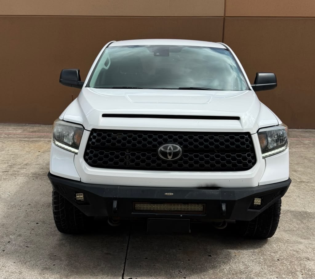 Photo 5 of this TOYOTA TUNDRA