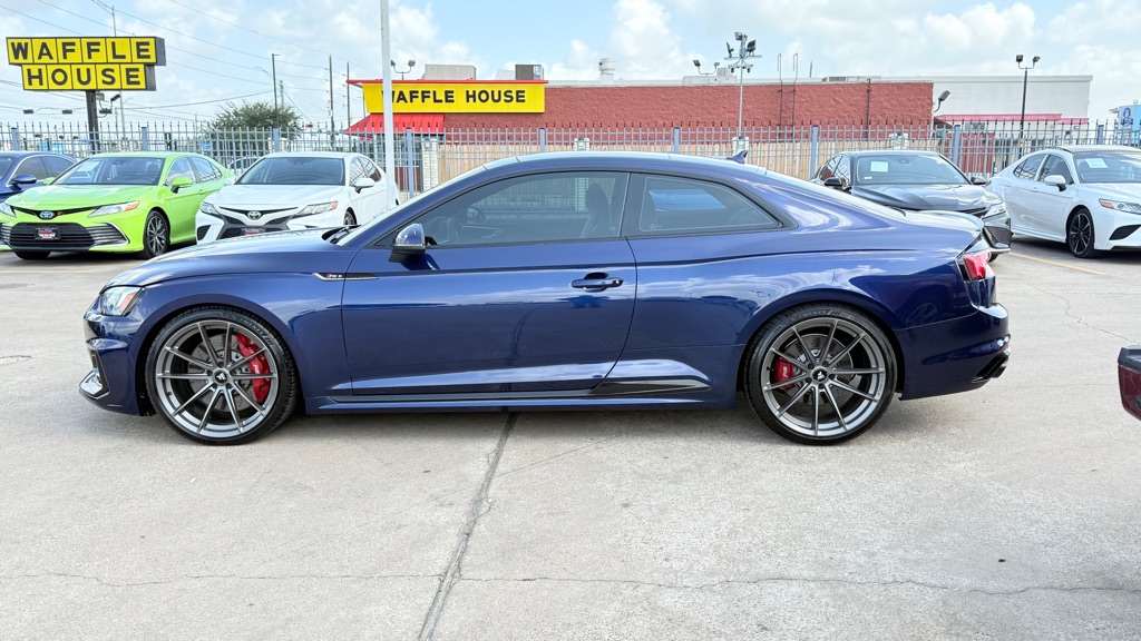 Photo 4 of this AUDI RS 5