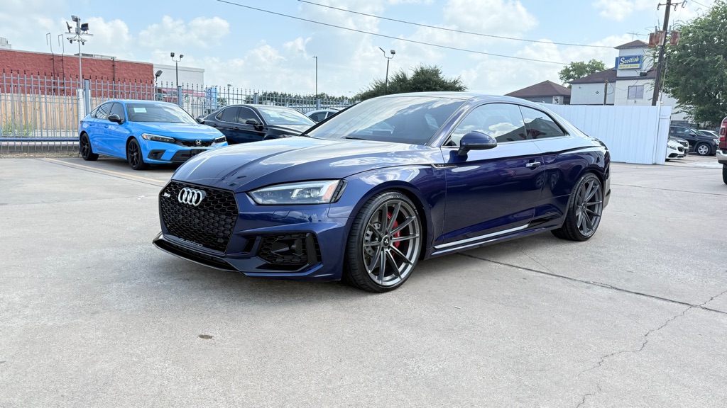Photo 3 of this AUDI RS 5