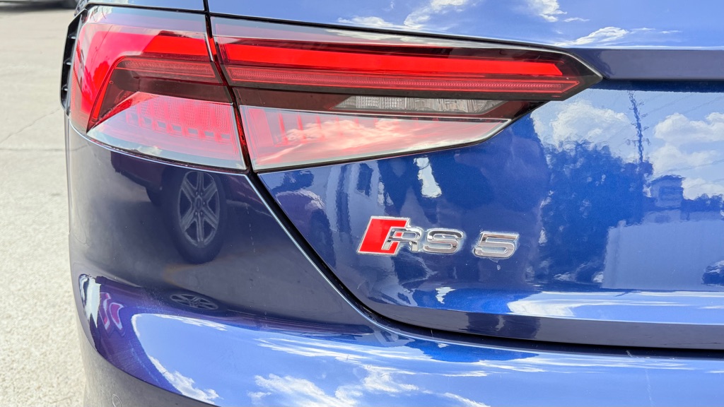 Photo 7 of this AUDI RS 5