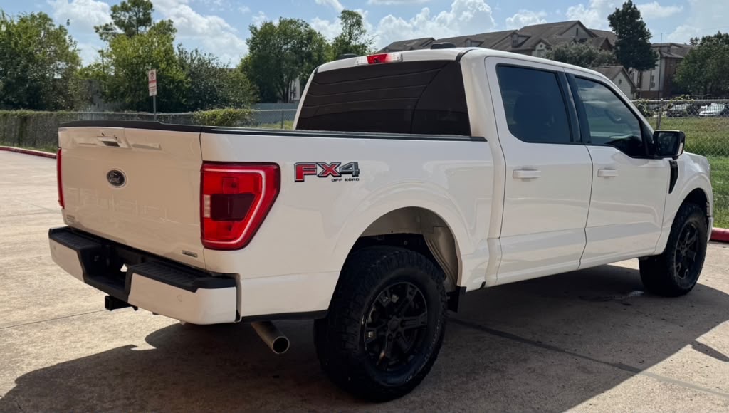 Photo 4 of this FORD F-150