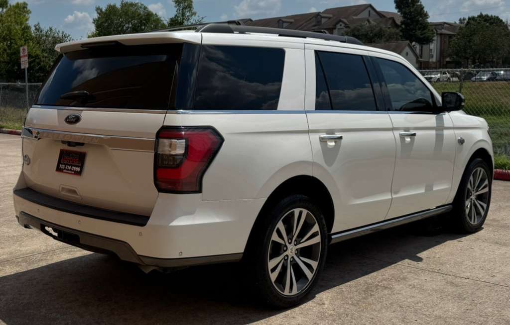 Photo 3 of this FORD EXPEDITION