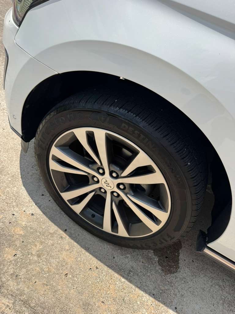 Photo 10 of this FORD EXPEDITION