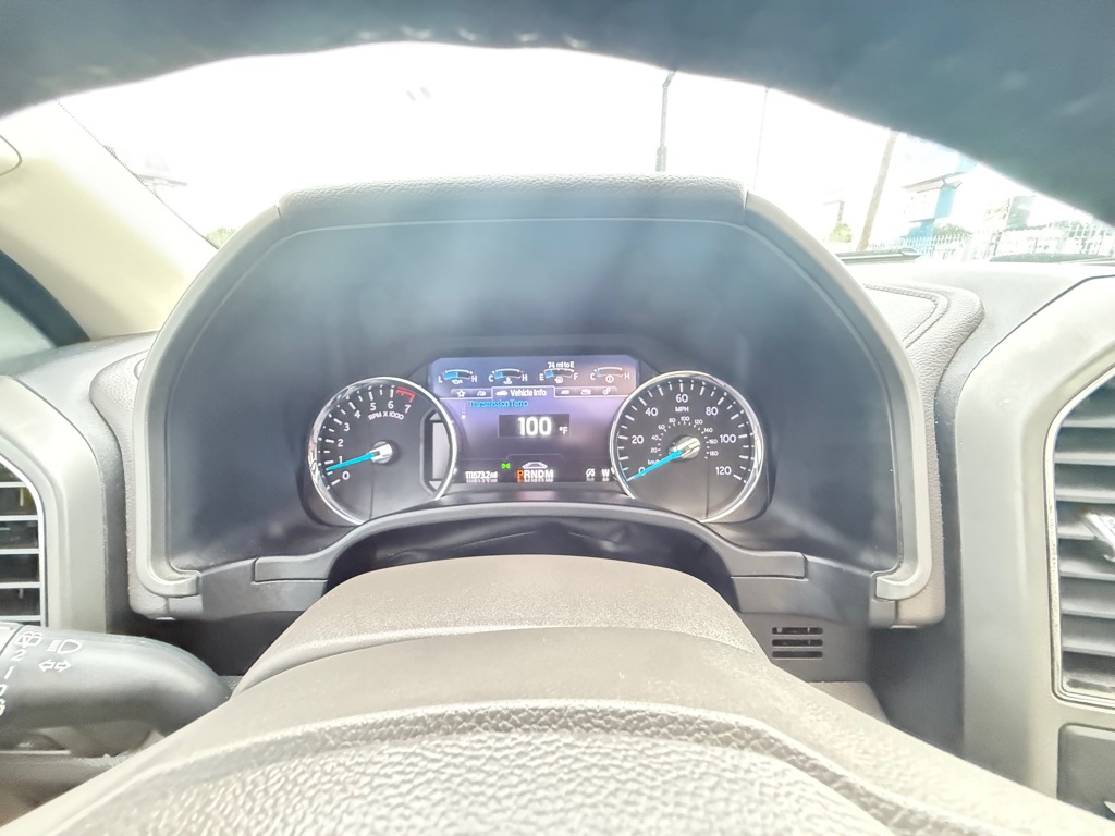 Photo 25 of this FORD EXPEDITION