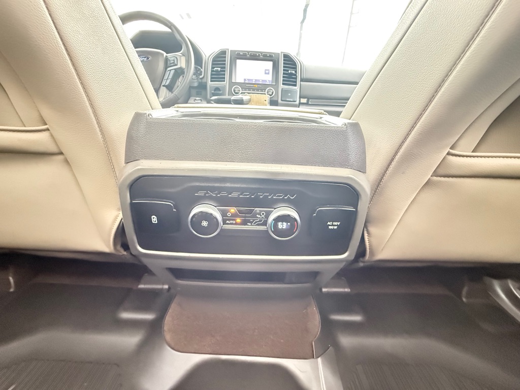 Photo 20 of this FORD EXPEDITION