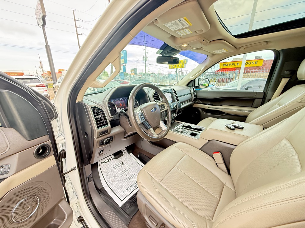 Photo 11 of this FORD EXPEDITION