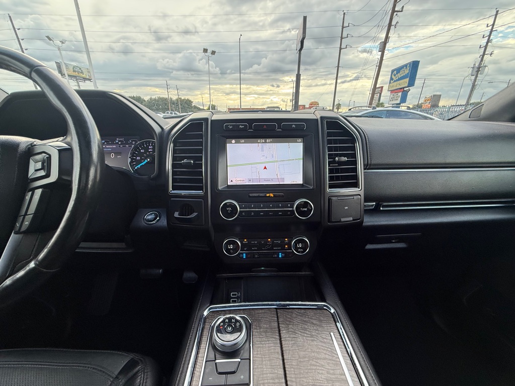 Photo 22 of this FORD EXPEDITION