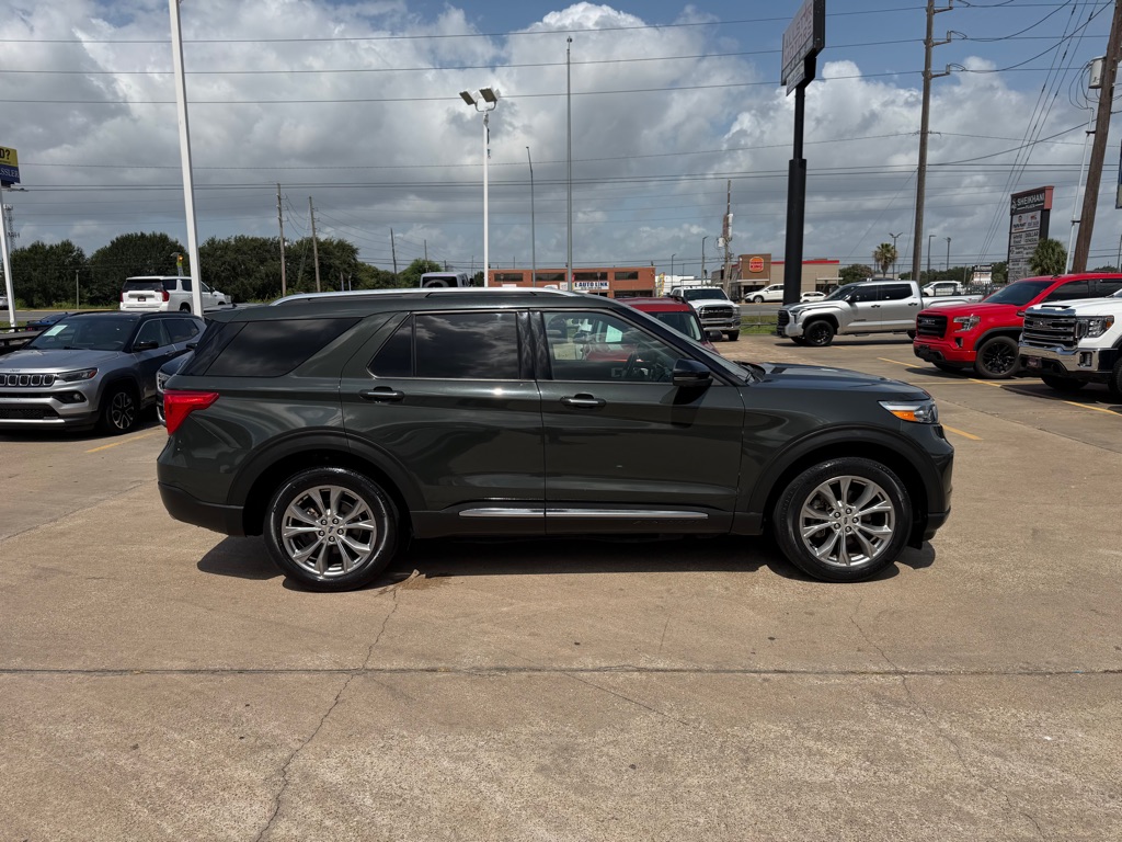 Photo 6 of this FORD EXPLORER