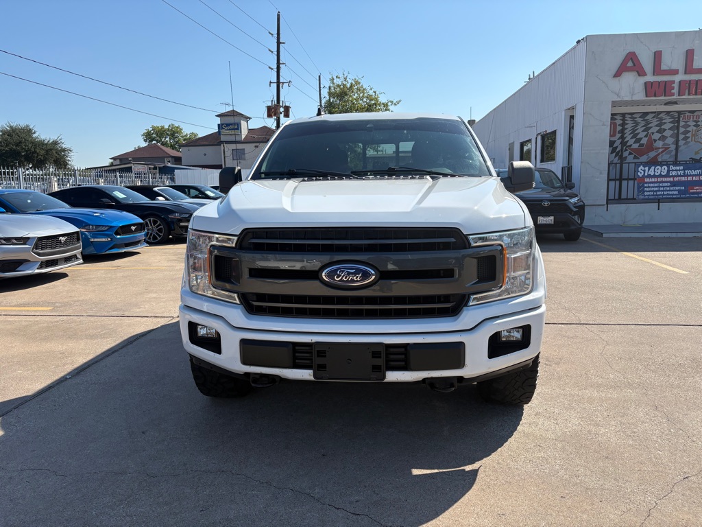 Photo 2 of this FORD F-150
