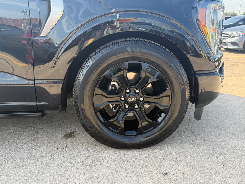 Photo 9 of this FORD F-150