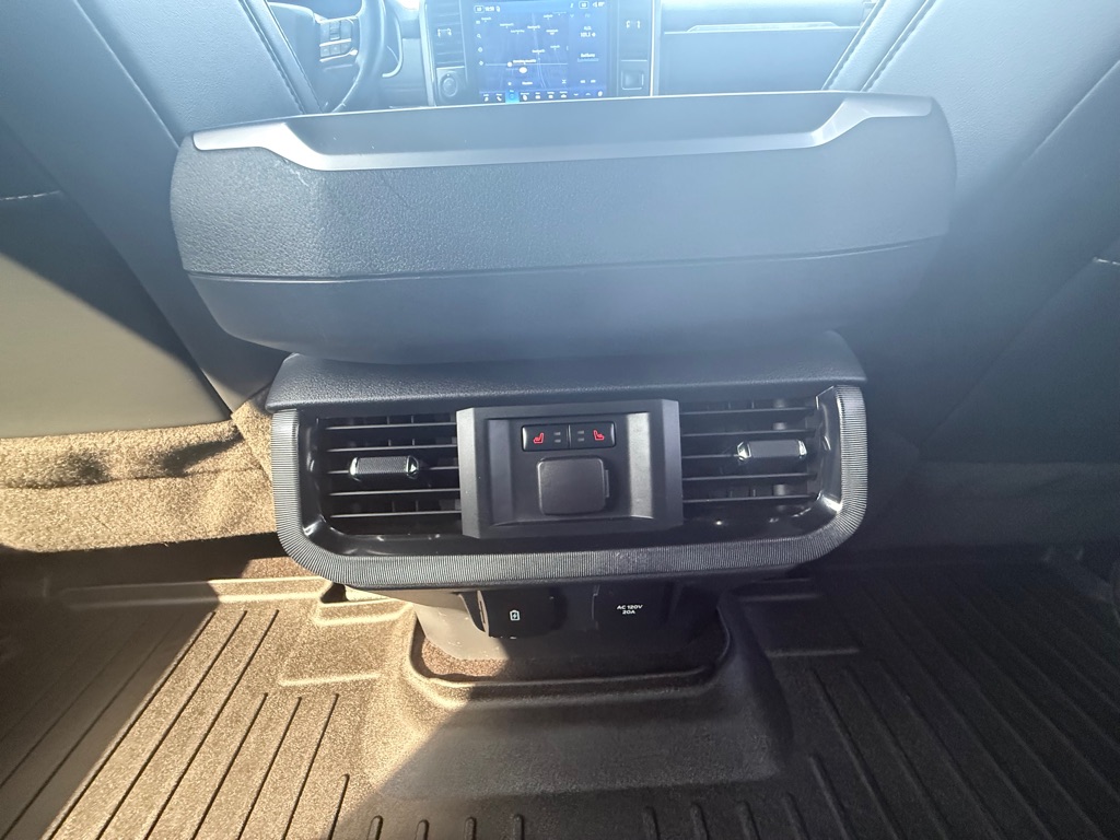 Photo 22 of this FORD F-150