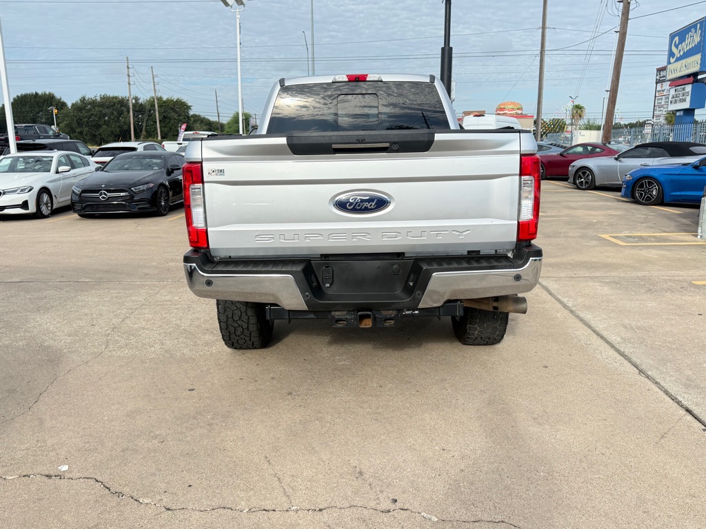 Photo 6 of this FORD F-250 SUPER DUT