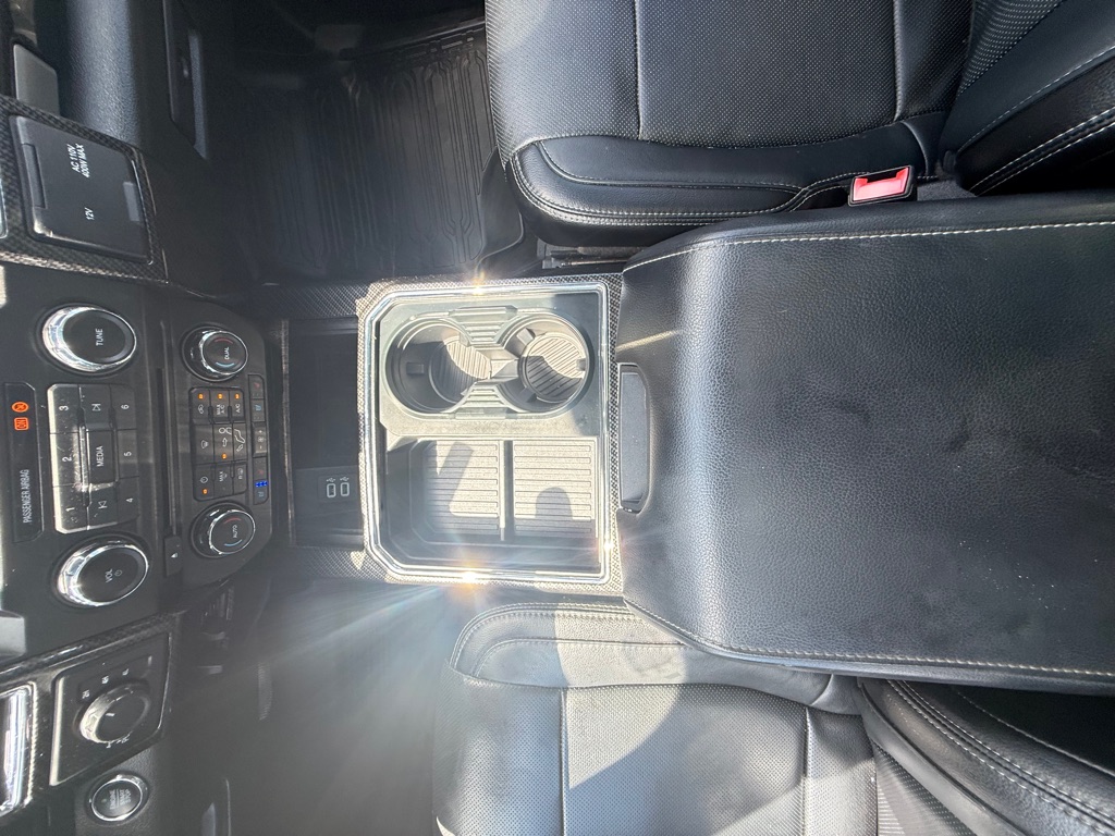 Photo 26 of this FORD F-250 SUPER DUT