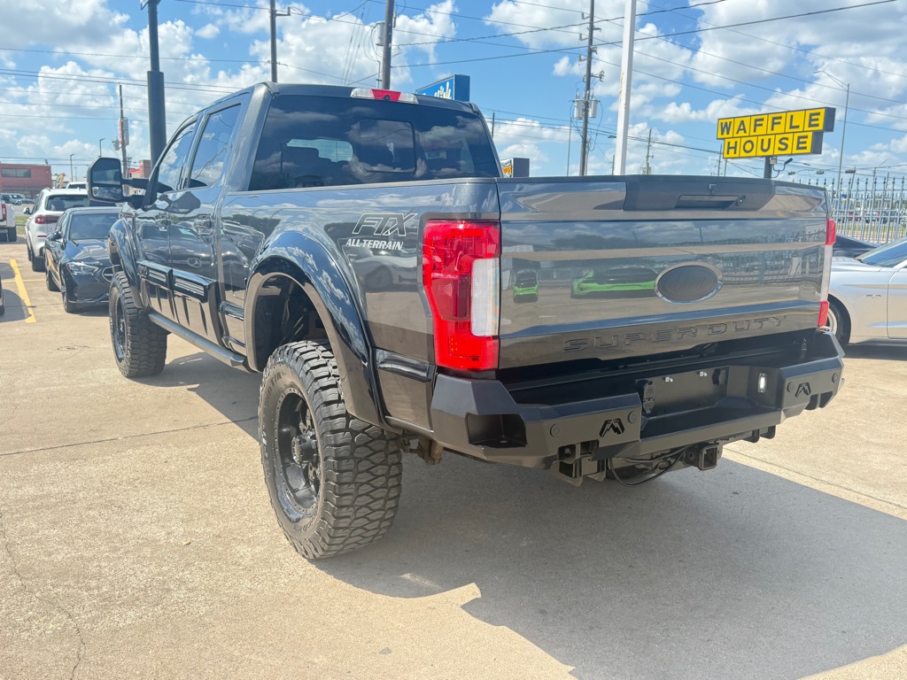 Photo 5 of this FORD F-250 SUPER DUT