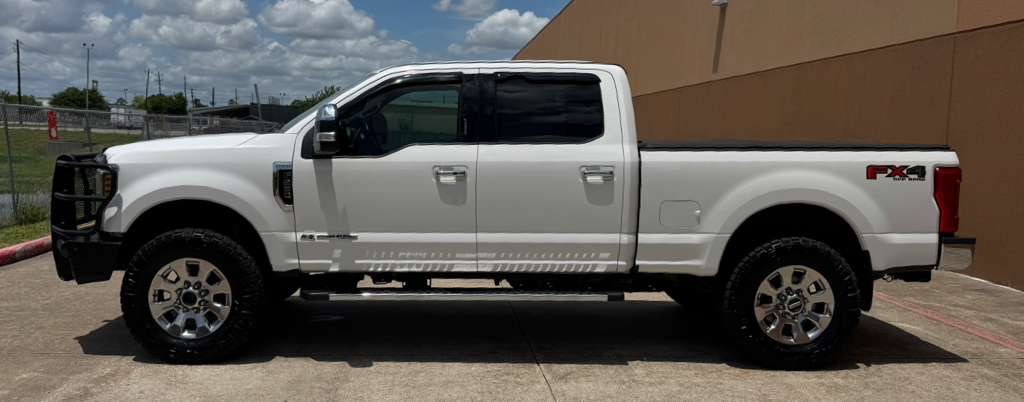 Photo 8 of this FORD F-250 SUPER DUT