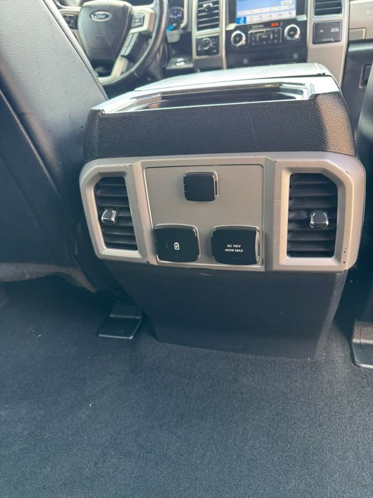 Photo 18 of this FORD F-250 SUPER DUT