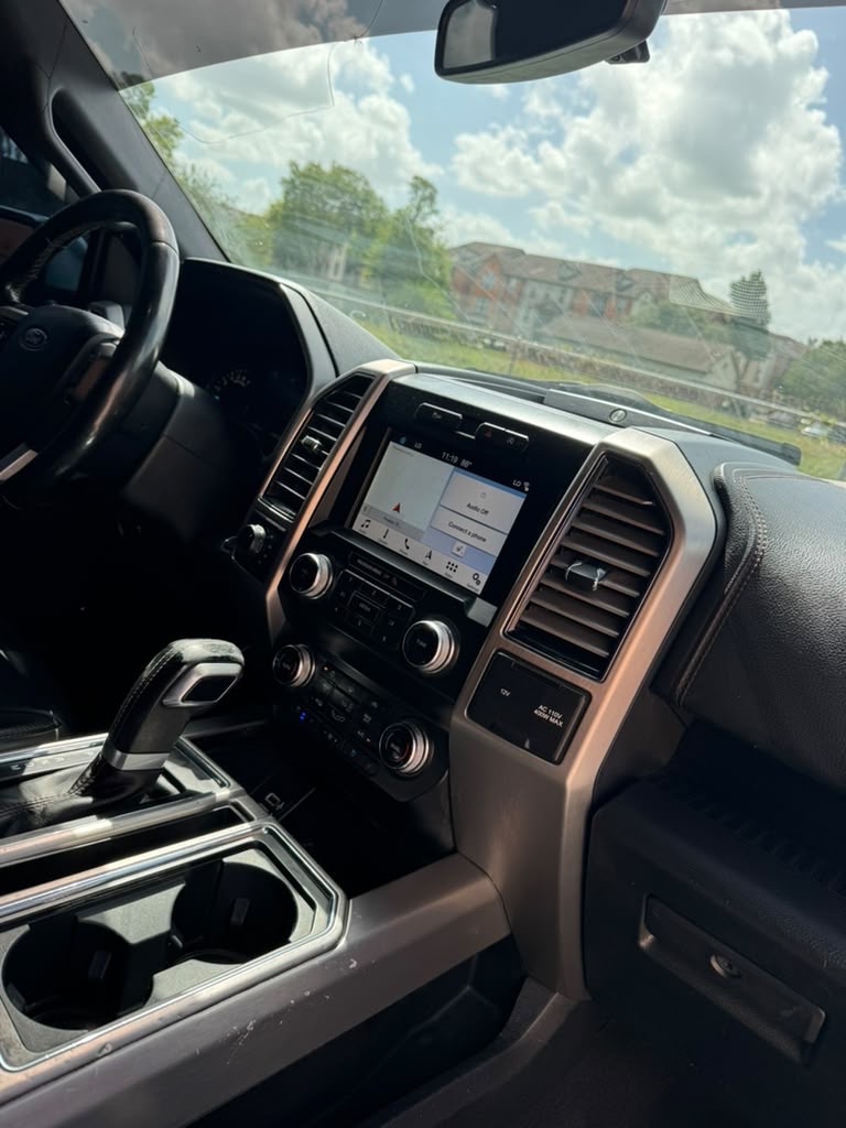 Photo 17 of this FORD F-150