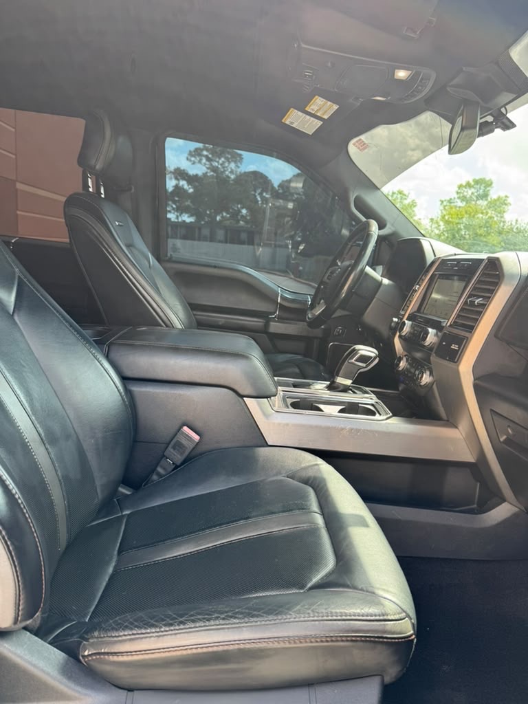 Photo 12 of this FORD F-150