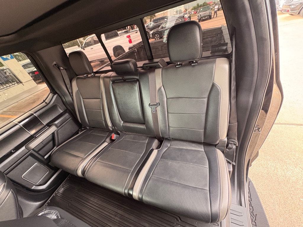 Photo 15 of this FORD F-150