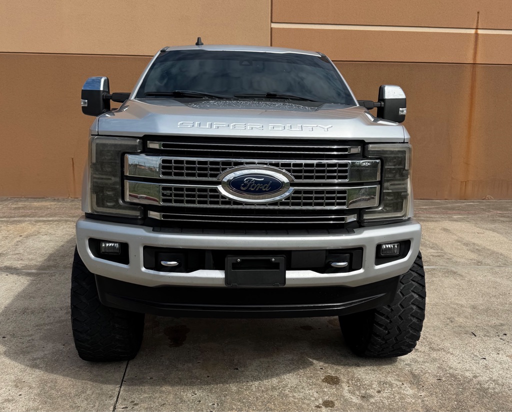Photo 5 of this FORD F-250 SUPER DUT