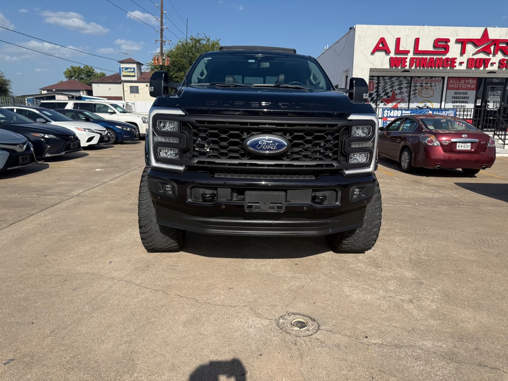 Photo 2 of this FORD F-250 SUPER DUT