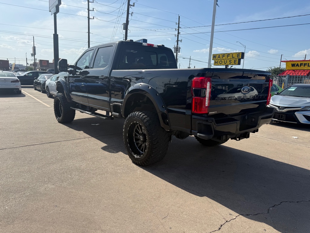 Photo 8 of this FORD F-250 SUPER DUT