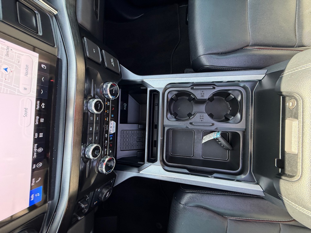 Photo 30 of this FORD F-250 SUPER DUT