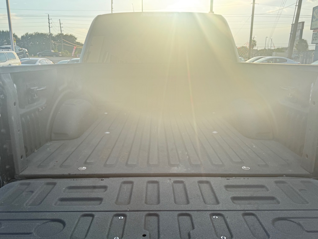 Photo 12 of this FORD F-150