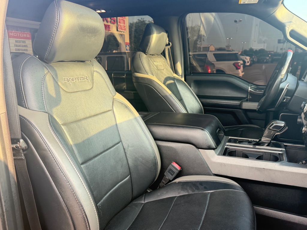 Photo 22 of this FORD F-150