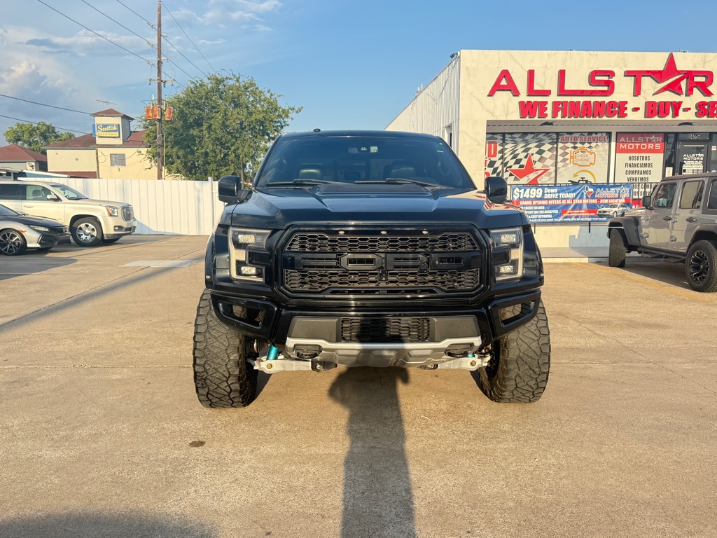 Photo 2 of this FORD F-150
