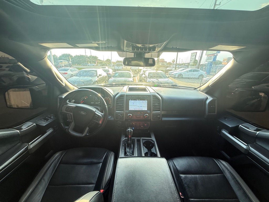 Photo 26 of this FORD F-150
