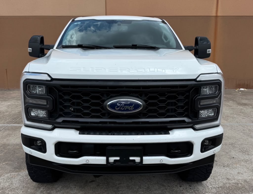 Photo 5 of this FORD F-250 SUPER DUT
