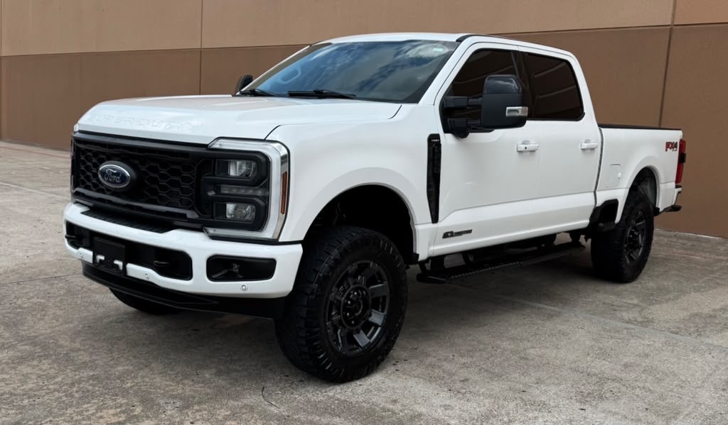 Photo 2 of this FORD F-250 SUPER DUT