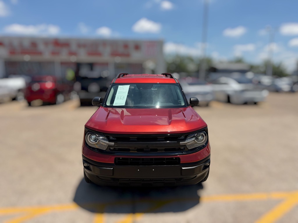 Photo 2 of this FORD BRONCO SPORT