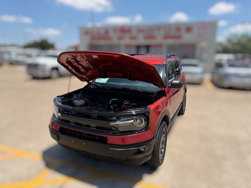 Photo 4 of this FORD BRONCO SPORT